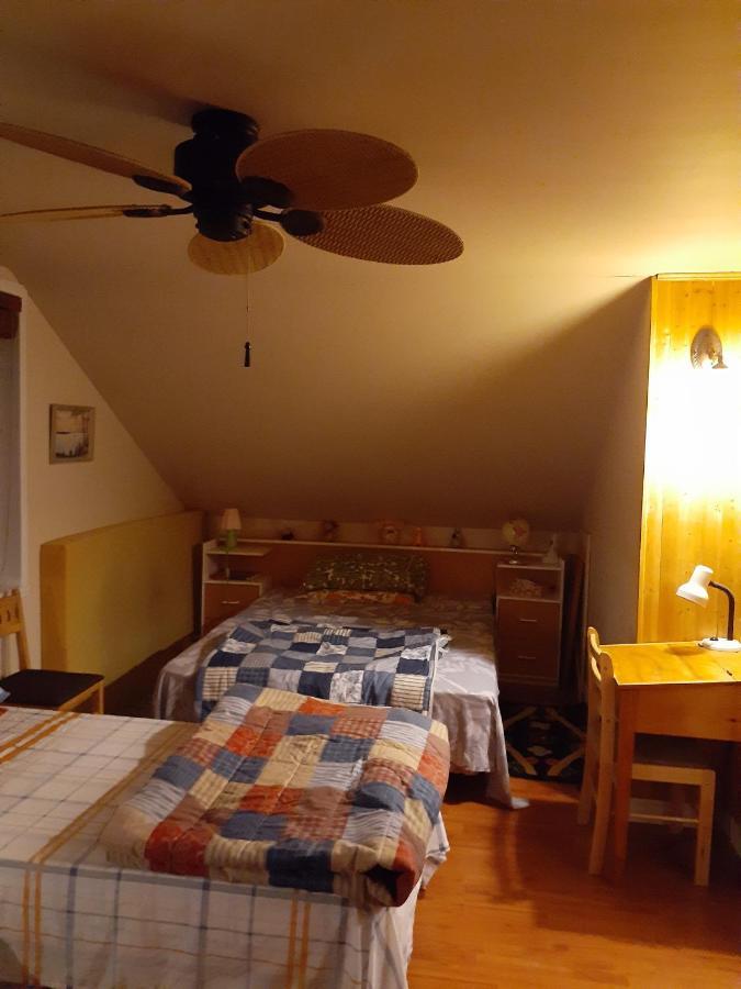 Bed and Breakfast Bienvevus Chez Rino-Hugues Труа-Пистоль Экстерьер фото